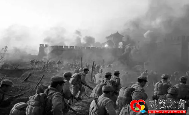 1979年大戰在即,老將軍三個孩子去參戰,我打算只回來一個(圖3)